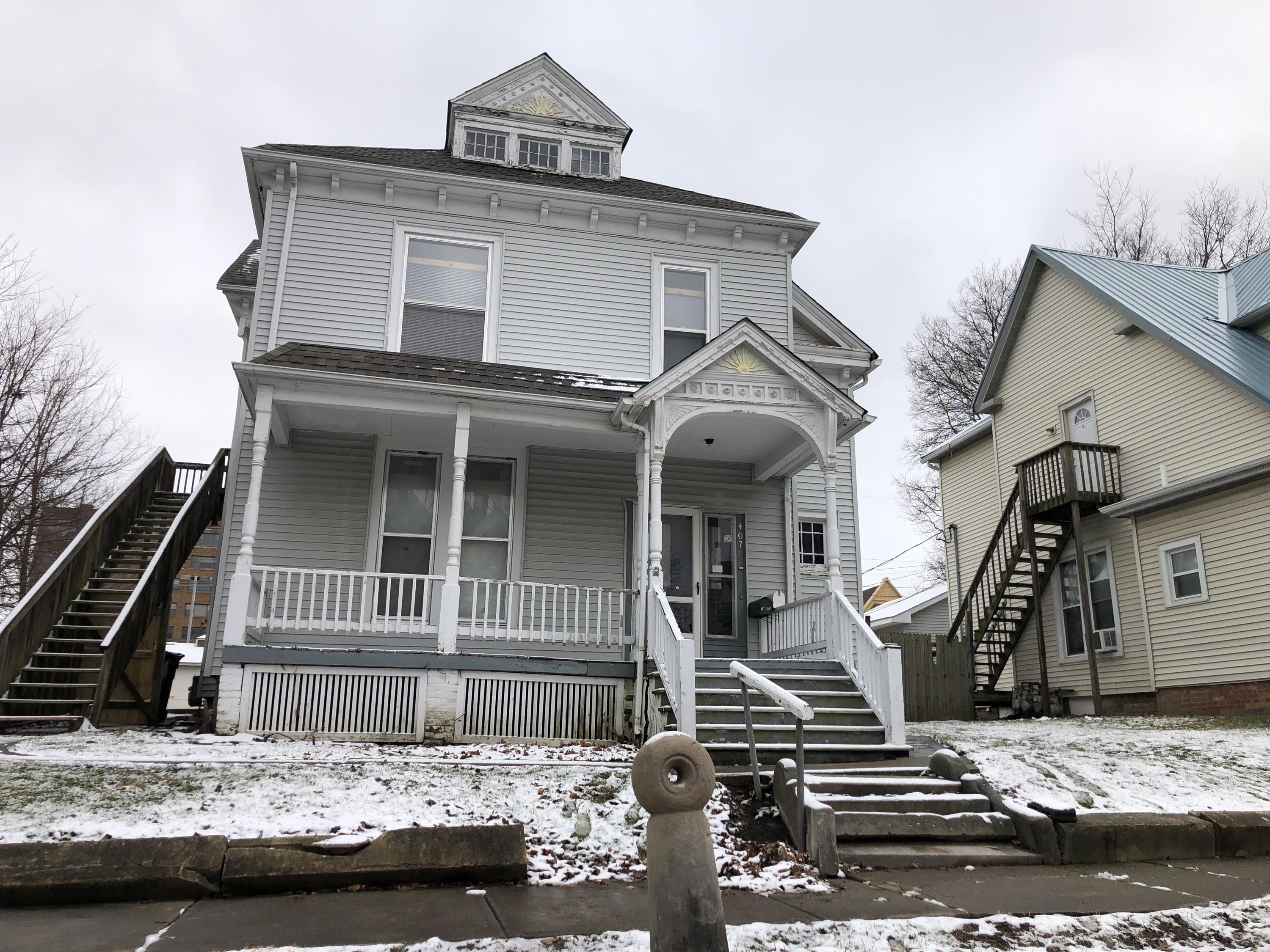 407 East Monroe Street - 2